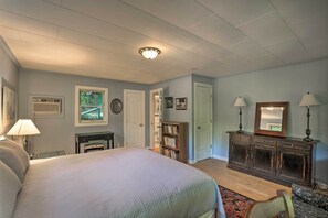 1 غرفة نوم وخدمة الإنترنت وملاءات أسرّة