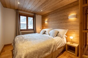 3 Schlafzimmer, Bügeleisen/Bügelbrett, Reisekinderbett, kostenloses WLAN