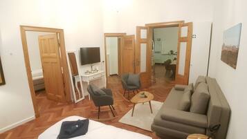3 Schlafzimmer, Bügeleisen/Bügelbrett, kostenloses WLAN, Bettwäsche