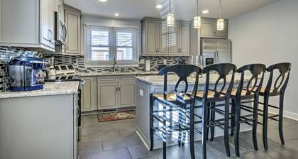 Cottage on the Boulevard - Renovated, Historic Downtown Wendell-3 Beds, 2 Baths
