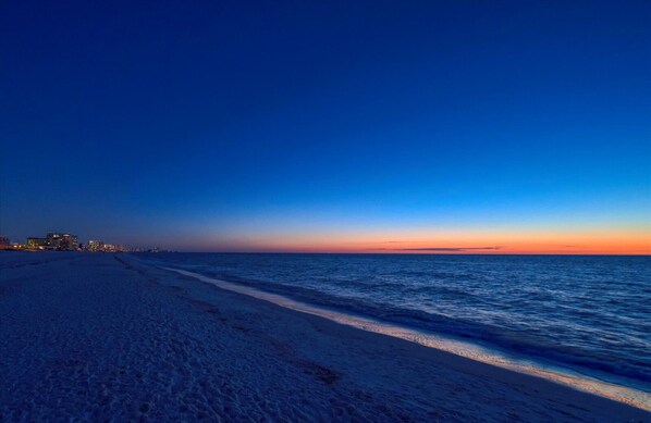 Beach nearby, sun-loungers, beach towels