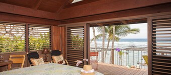 Hawaii Oceanfront 1-bedroom Cottage