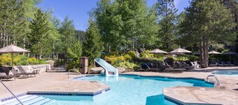 Resort @ Squaw Creek, VUES PANORANIQUES !!Commodités 4 étoiles, SKI IN / OUT POOL-hotubs, SPA!