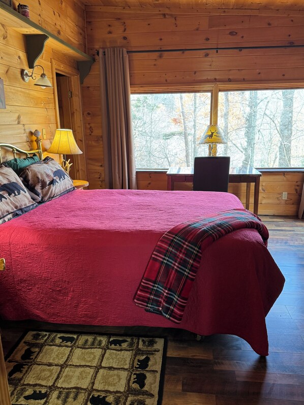 3 bedrooms, free WiFi, bed sheets