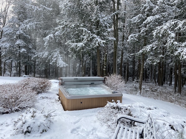 Bain à remous extérieur