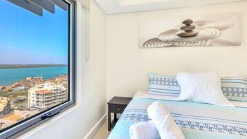 2 bedrooms, desk, soundproofing, iron/ironing board