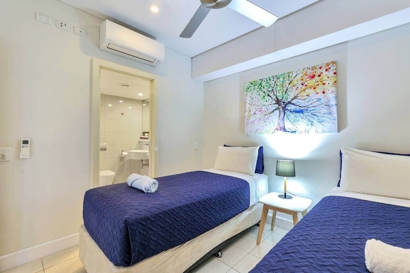 2 bedrooms, desk, soundproofing, iron/ironing board