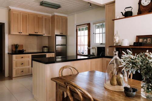 Ned Kelly's Marlo Cottage - la mejor ubicación en la ciudad