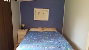 3 chambres, fer et planche à repasser, Wi-Fi gratuit