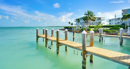 "Pelican's Perch" - Gulf Front Condo, Fabulous Views, Heated Pool, Dock, Fishing
