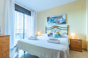 2 chambres, fer et planche à repasser, Wi-Fi