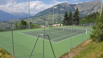 Sport court