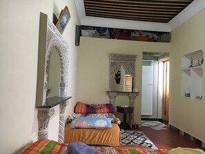 Double or Twin Room | Individually decorated, individually furnished, soundproofing - Dar Sunrise (Fes)