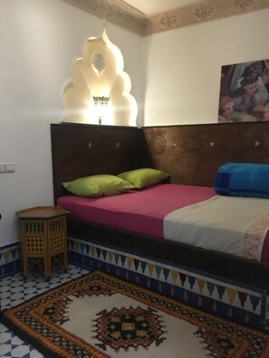 Individually decorated, individually furnished, soundproofing - Dar Sunrise (Fes)