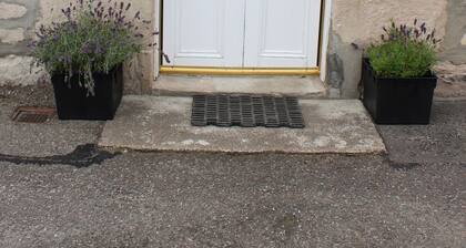 Beautiful cottage by the sea.