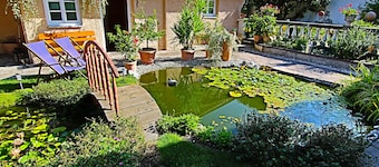 "Villa Toscana" vacation home in the garden in a rural idyll