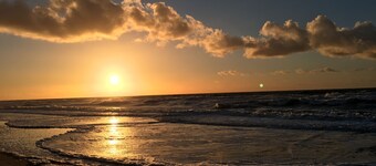 AUTUMN HOLIDAYS from 18.10. FREE! Family friendly House, 4 P., Fireplace, BBQ, W-LAN 