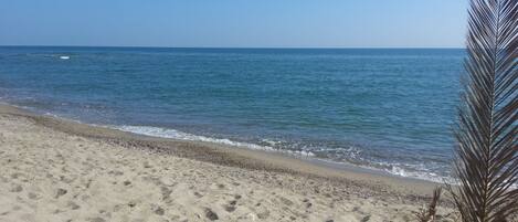 Beach nearby, sun-loungers