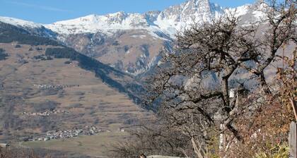 Le Chalet de Simon - Great for families, group of friends or senior persons