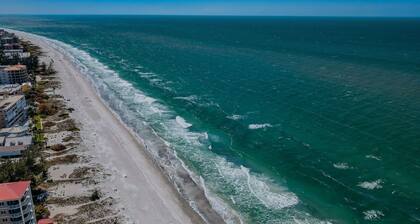 Urige Indian Rocks Beach Apt ... Zu Fuß zu Restaurants, Geschäften und dem Strand