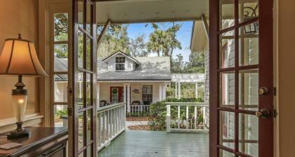 Gorgeous circa 1875 Plantation House (in city)