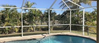 Vakker 3 seng / 2 bad hjemme i en av de beste stedene i Cape Coral