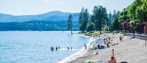 مناشف للشاطئ