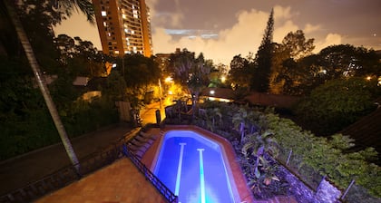 10BRPOBLADOMANSIONPOOLJAVUZZIPRIVATE