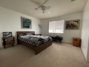 3 bedrooms, bed sheets, wheelchair access