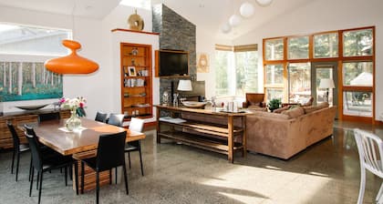 LUXURY Kenai River Estate with Private Fishing Dock located ON the KENAI River!