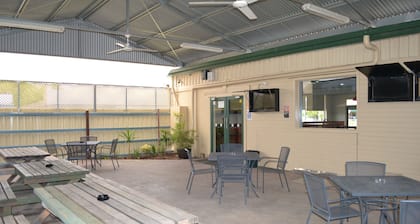 Shamrock Hotel Motel Balranald