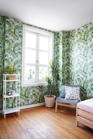 防音設備、アイロン / アイロン台、WiFi (無料)、ベッドシーツ