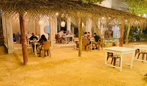Restaurant - Seashore Mirissa (Mirissa)