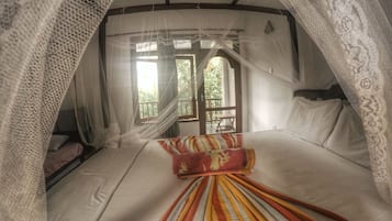 Deluxe tweepersoonskamer, 1 kingsize bed, airconditioning, tuin | Lakens van Egyptisch katoen, luxe beddengoed, een minibar