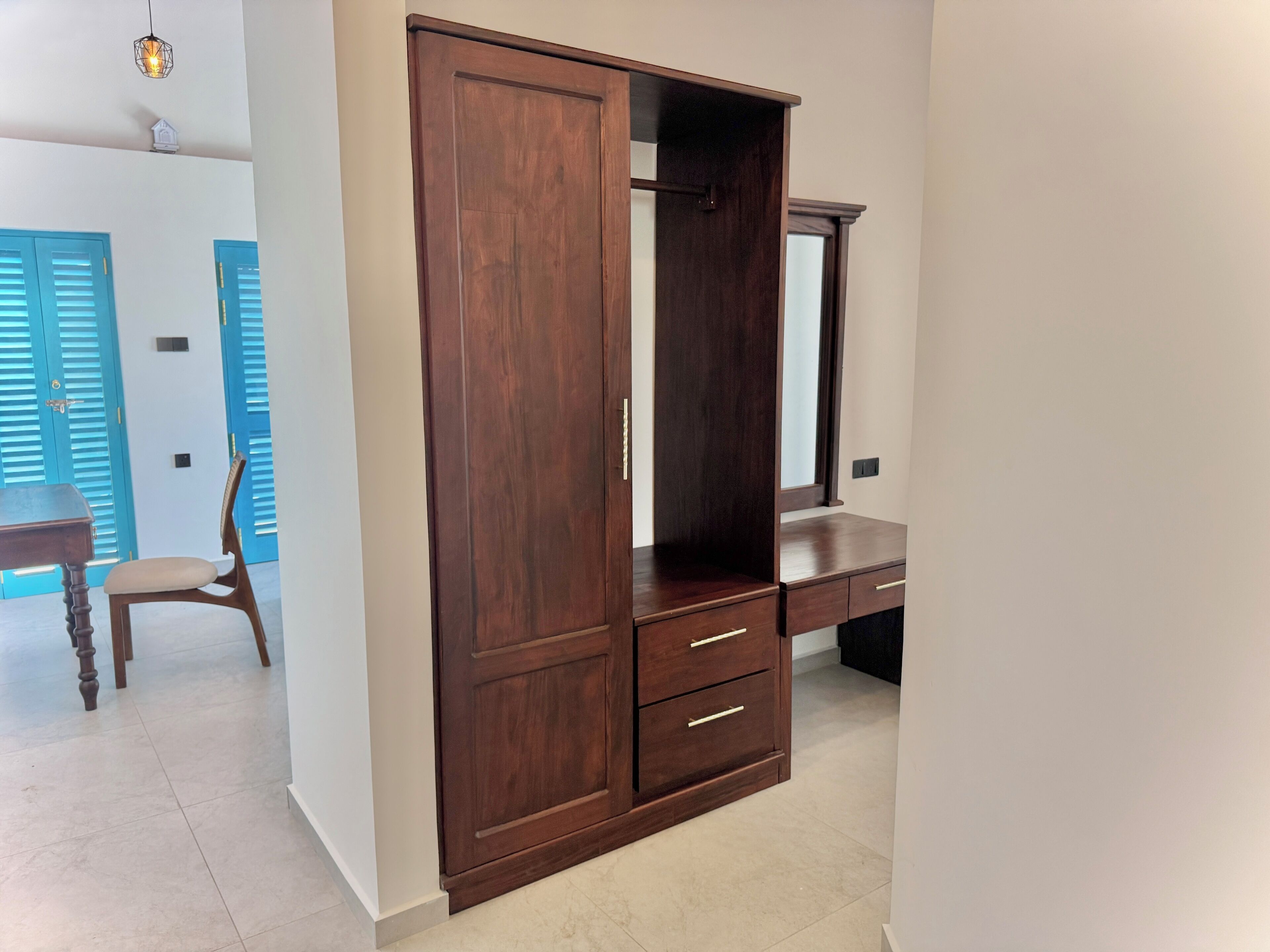 Deluxe Studio Suite, 1 King Bed, Air conditioning, Ocean View | Egyptian cotton sheets, premium bedding, minibar, individually decorated