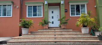 4 CAMERE DA LETTO VISTA CASA CON PISCINA PRIVATA