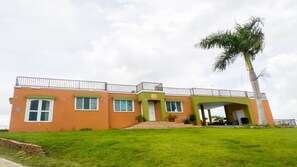 Exterior - 4 BEDROOM HILLTOP VIEW HOME WITH PRIVATE POOL (Vega Baja)