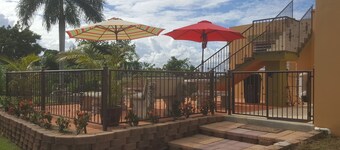 4 BEDROOM HILLTOP VIEW HJEM MED PRIVAT POOL