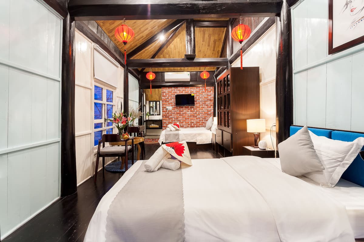 Traditional Twin Room