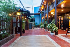 Family Suite | Courtyard view - An Bang Stilt House (Da Nang)