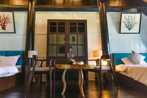 Minibar, individually furnished, desk, free WiFi - An Bang Stilt House (Da Nang)