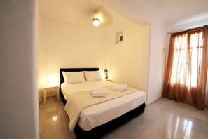 Basic Villa, 3 Bedrooms, Sea View, Sea Facing (White Cliff 1) | 3 bedrooms, in-room safe, individually decorated, individually furnished