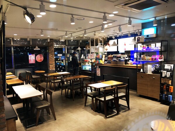 Cafe