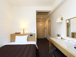 Desk, WiFi (free), bed sheets