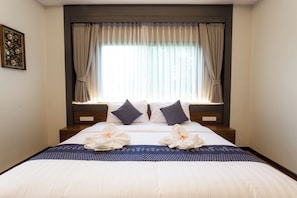 Standard Double Room | Blackout drapes, free WiFi, bed sheets - Lima Lanna Hotel (Chiang Mai)