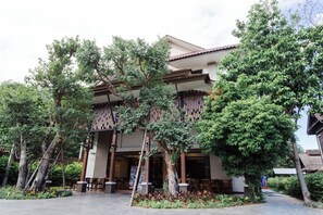 Exterior