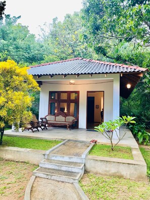 Habitación cuádruple Deluxe | Sábanas de algodón egipcio y ropa de cama de alta calidad 