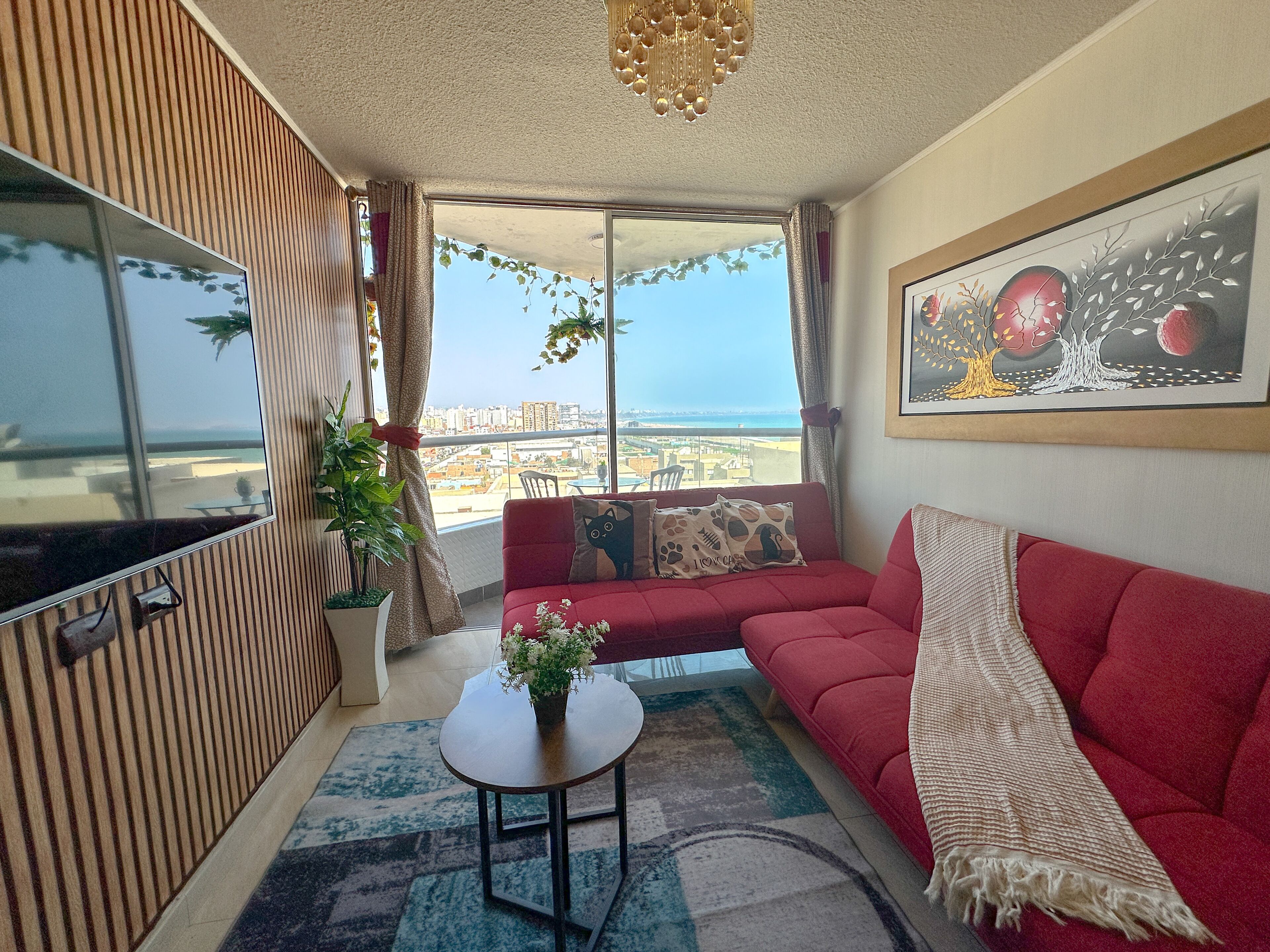 3 habitaciones, escritorio y espacio para trabajar con laptop 