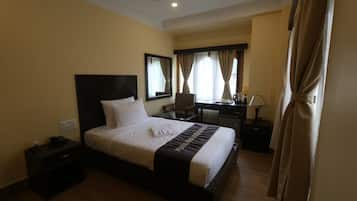 Blackout drapes, soundproofing, iron/ironing board, free WiFi