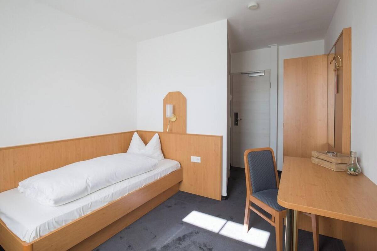 Klassieke eenpersoonskamer, niet-roken, uitzicht op tuin | Uitzicht vanuit de kamer